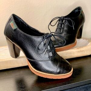 G.H. Bass & Co. “Ramona” Black Lace-Up Oxford Bootie